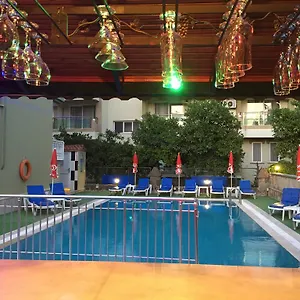 Club Ege Aparthotel