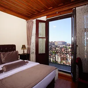 4* Hotel Tahir Aga Konagi